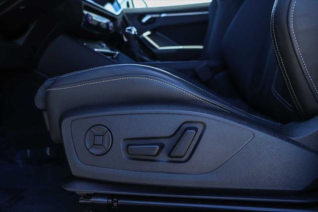 2025 Audi Q3 Premium 45 TFSI S line quattro Tiptronic
