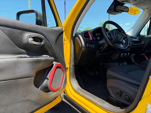 2016 Jeep Renegade Trailhawk
