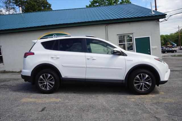 2016 Toyota RAV4 Hybrid XLE