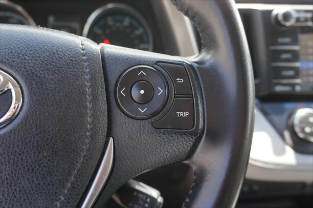 2016 Toyota RAV4 Hybrid XLE