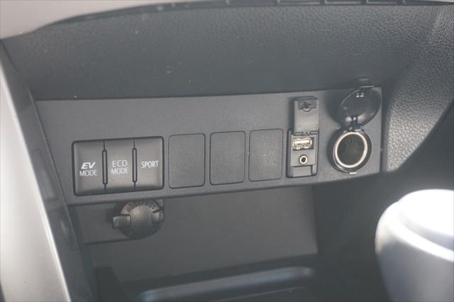 2016 Toyota RAV4 Hybrid XLE