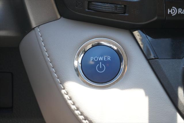 2016 Toyota RAV4 Hybrid XLE