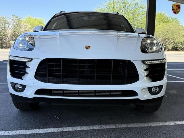 2018 Porsche Macan Unknown