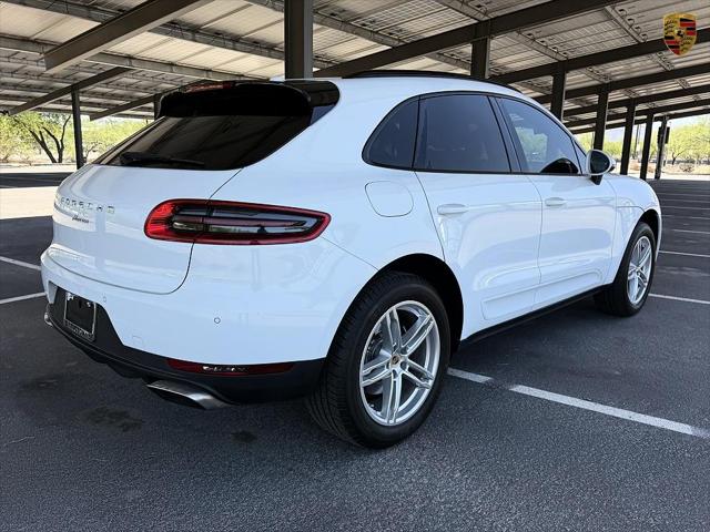 2018 Porsche Macan Unknown