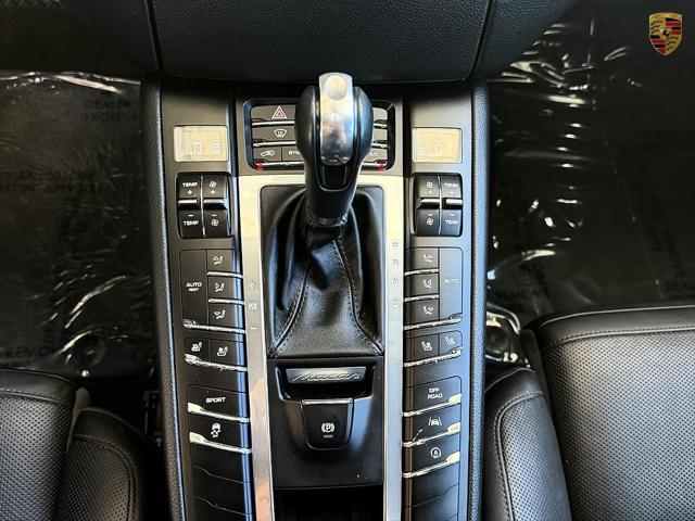 2018 Porsche Macan Unknown