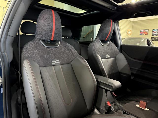 2025 MINI Hardtop JCW