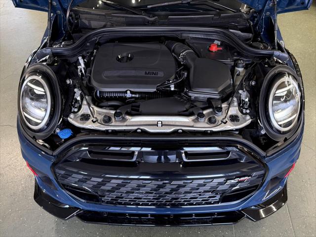 2025 MINI Hardtop JCW