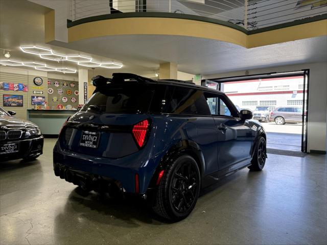 2025 MINI Hardtop JCW