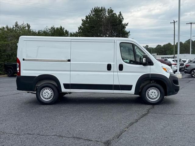 2025 Ram ProMaster 2500 Cargo Van Tradesman Low Roof 136" WB w/Pass Seat