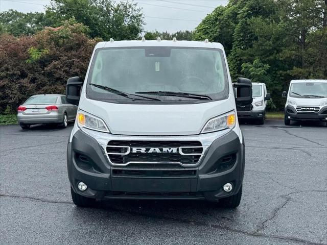 2025 Ram ProMaster 2500 Cargo Van Tradesman Low Roof 136" WB w/Pass Seat