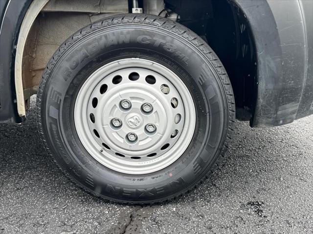 2025 Ram ProMaster 2500 Cargo Van Tradesman Low Roof 136" WB w/Pass Seat