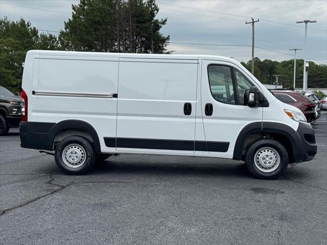 2025 Ram ProMaster 2500 Cargo Van Tradesman Low Roof 136" WB w/Pass Seat