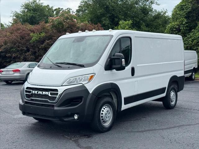 2025 Ram ProMaster 2500 Cargo Van Tradesman Low Roof 136" WB w/Pass Seat