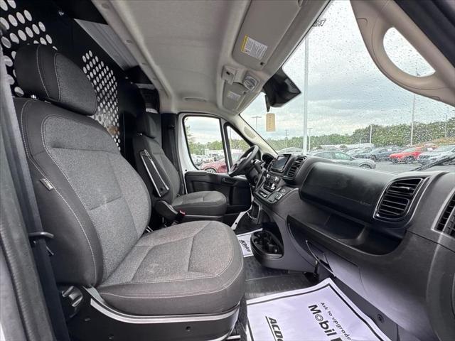 2025 Ram ProMaster 2500 Cargo Van Tradesman Low Roof 136" WB w/Pass Seat