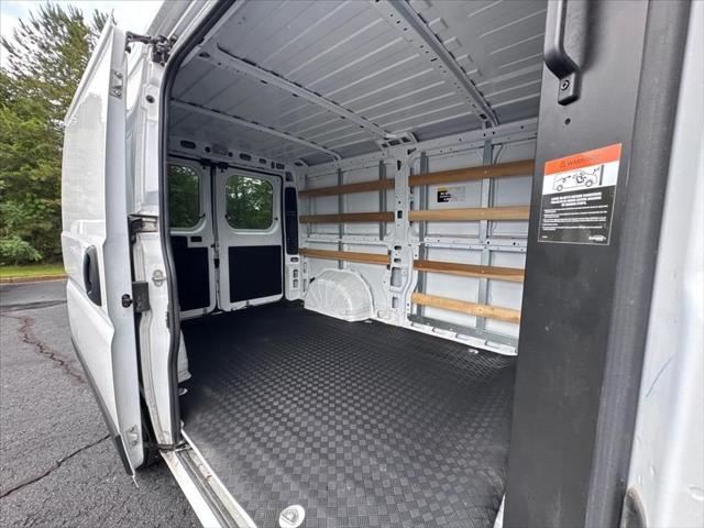 2025 Ram ProMaster 2500 Cargo Van Tradesman Low Roof 136" WB w/Pass Seat