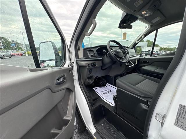 2025 Ford Transit Cargo Van Base