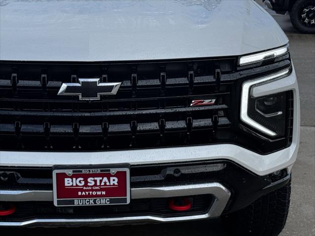 2025 Chevrolet Suburban 4WD Z71