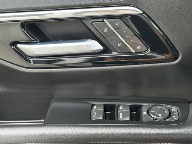2025 Chevrolet Suburban 4WD Z71