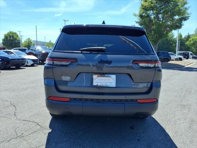 2023 Jeep Grand Cherokee L Altitude 4x2