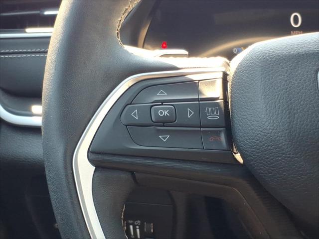 2023 Jeep Grand Cherokee L Altitude 4x2