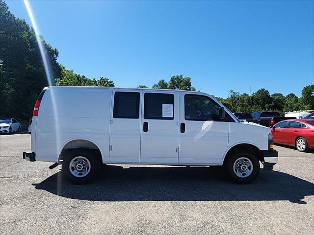 2025 GMC Savana Cargo RWD 2500 Regular Wheelbase Work Van