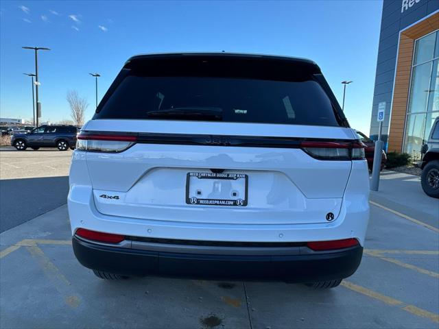 2026 Jeep Grand Cherokee Altitude 4x4