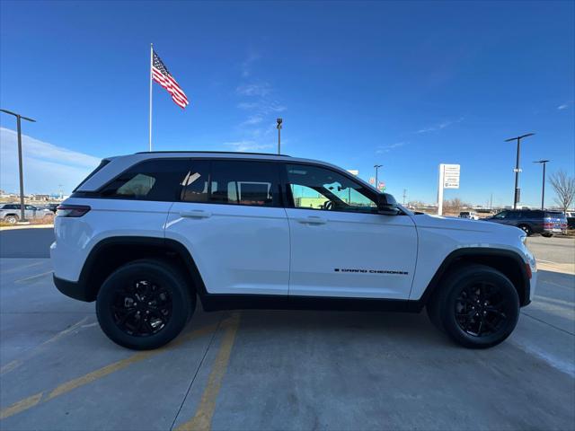 2026 Jeep Grand Cherokee Altitude 4x4