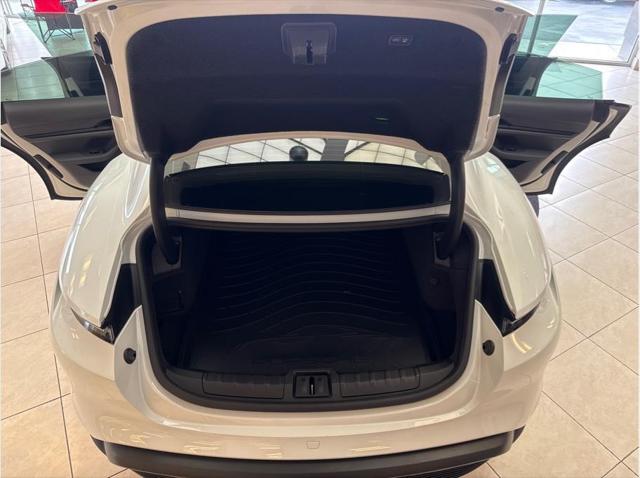 2023 Porsche Taycan Sedan 4D
