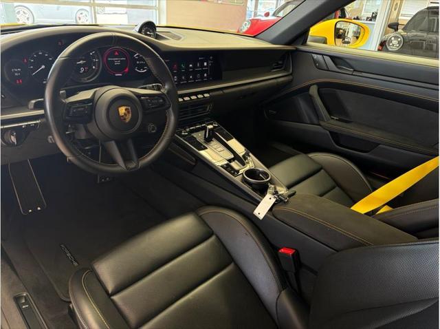 2023 Porsche 911 Carrera GTS