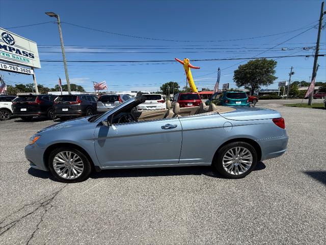 2012 Chrysler 200 Limited
