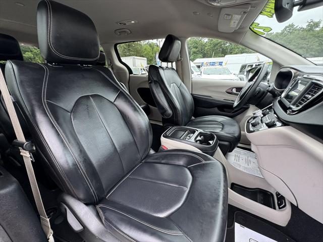 2021 Chrysler Voyager LXI