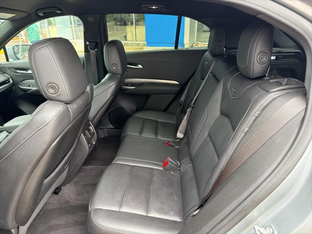 2024 Cadillac XT4 FWD Premium Luxury