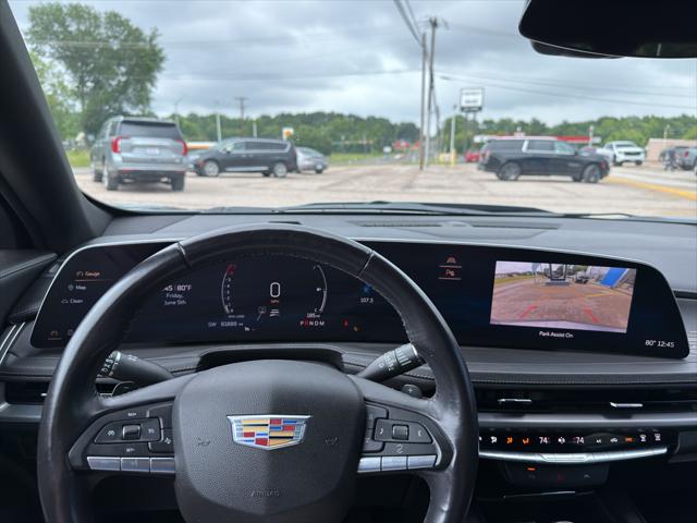 2024 Cadillac XT4 FWD Premium Luxury