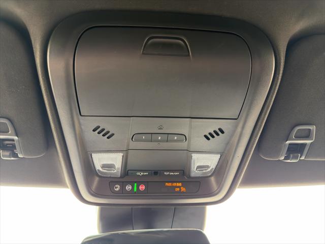 2024 Cadillac XT4 FWD Premium Luxury