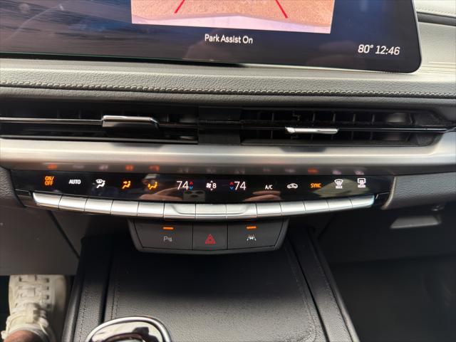 2024 Cadillac XT4 FWD Premium Luxury
