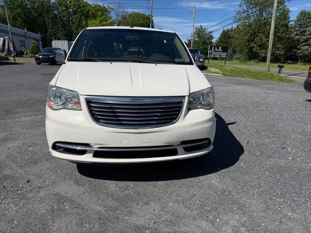 2011 Chrysler Town & Country Touring-L for sale in Bath, PA