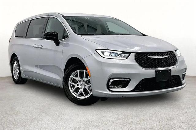 2024 Chrysler Pacifica Touring L for sale in Wichita Falls, TX