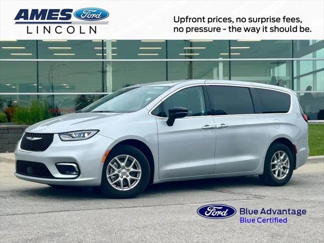 2024 Chrysler Pacifica Touring L for sale in Ames, IA