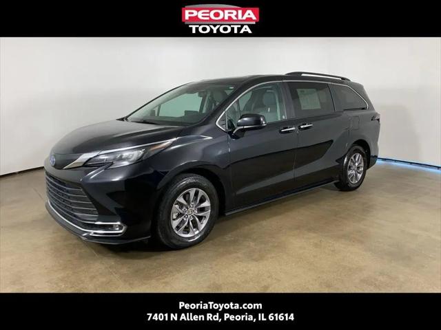2024 Toyota Sienna XLE for sale in Peoria, IL