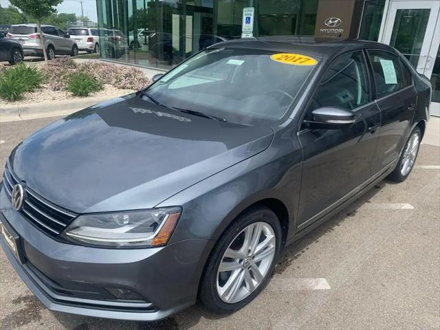 2017 Volkswagen Jetta 1.8T SEL for sale in Menomonee Falls, WI