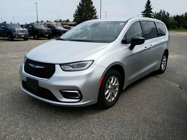 2024 Chrysler Pacifica Touring L for sale in Grand Rapids, MN