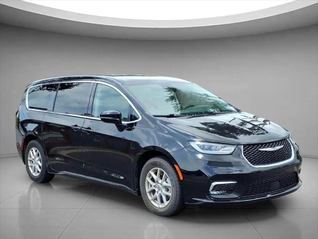 2024 Chrysler Pacifica Touring L for sale in Henderson, NC