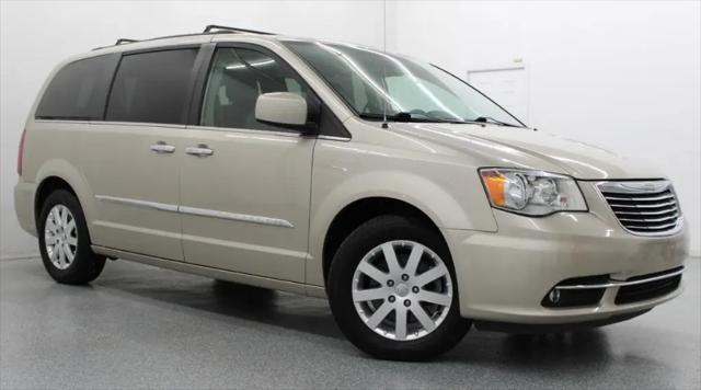 2016 Chrysler Town & Country Touring for sale in Farmington, AR