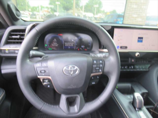 2023 Toyota Crown Platinum