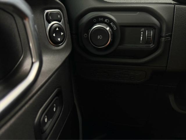 2024 Jeep Wrangler 4-Door Sahara 4x4