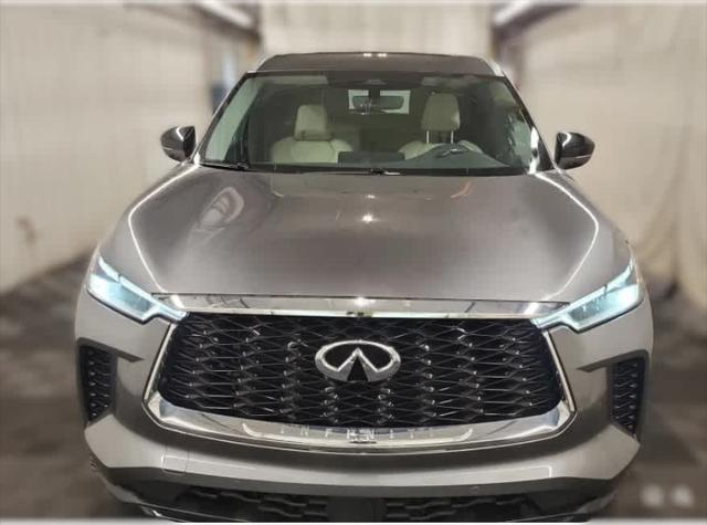 2023 INFINITI QX60 LUXE AWD