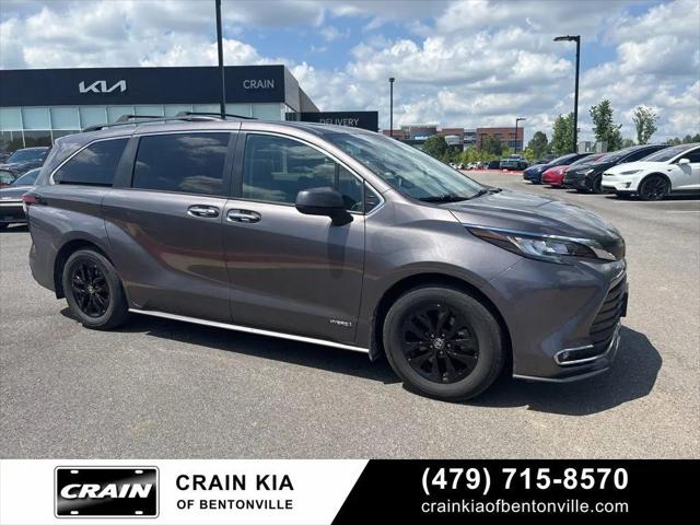 2021 Toyota Sienna XLE for sale in Bentonville, AR