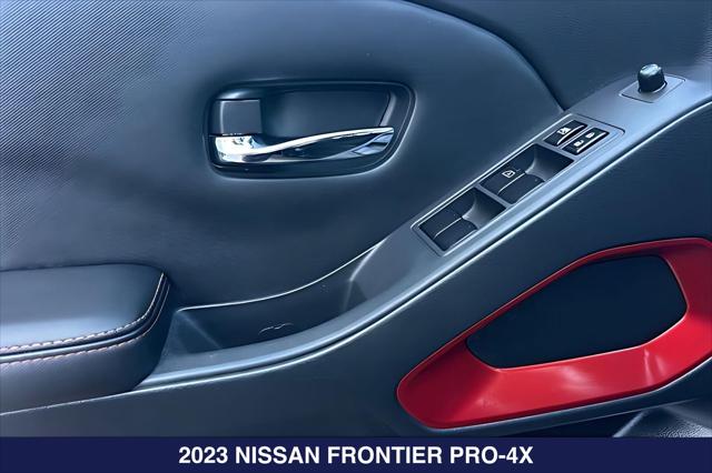 2023 Nissan Frontier Crew Cab PRO-4X 4x4