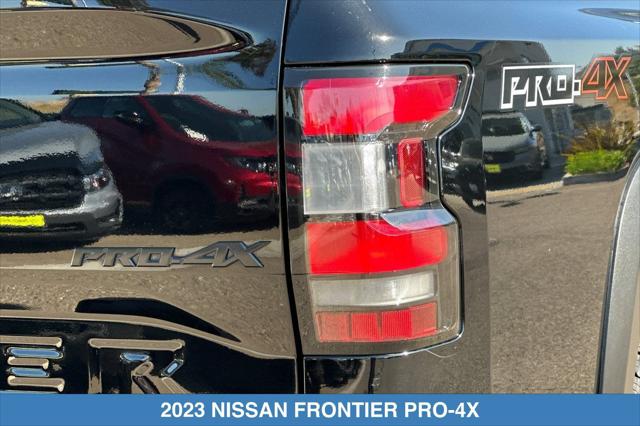 2023 Nissan Frontier Crew Cab PRO-4X 4x4