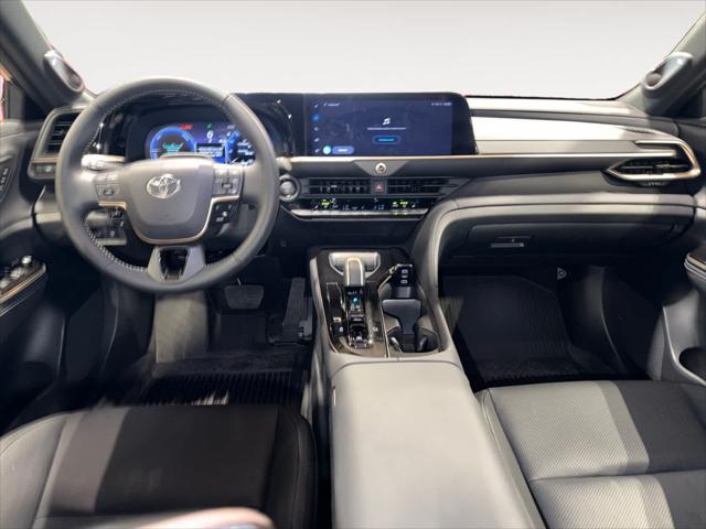 2026 Toyota Crown Platinum